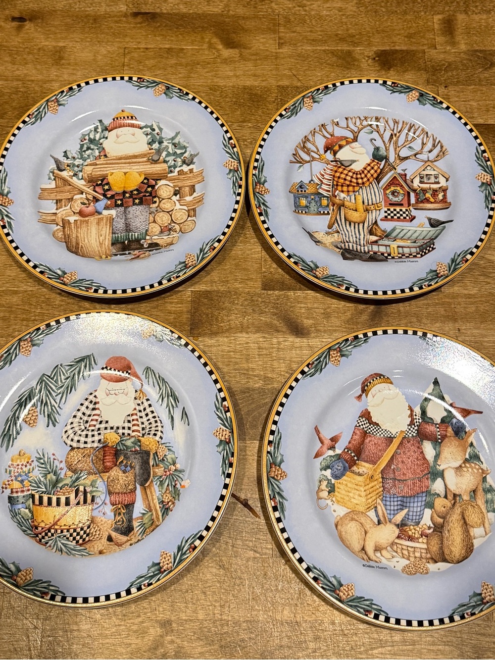 Vintage 1998 Sakura Debbie Mumm Woodland Santa 8" Plates - Set of 4